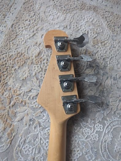 Bass Guitar SX