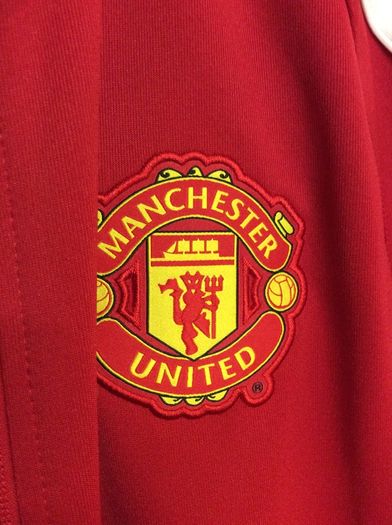 Manchester United Tracksuit Top Size Medium