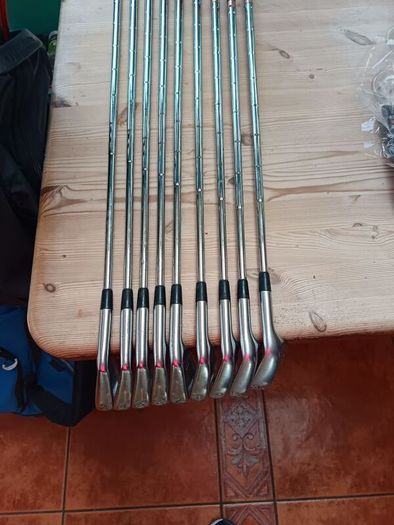 golf clubs