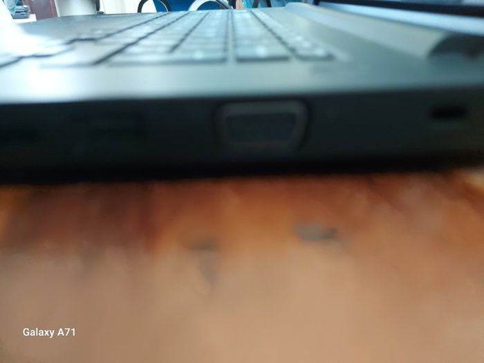 Dell Latitude 3460, Intel Core i3-5005U CPU, 2.0GHz, 8GB Ram, 300GB HDD, windows 10 Pro, Microsoft Edge, Chrome