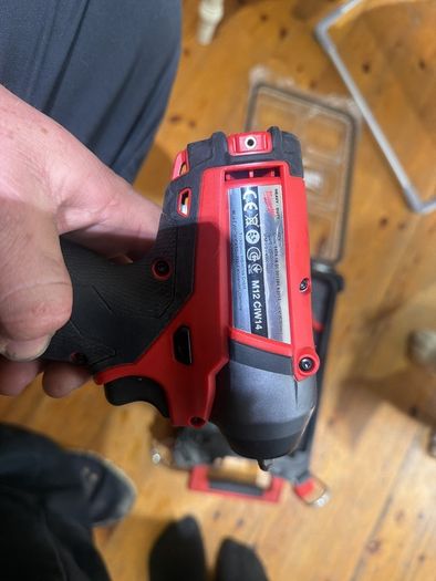 Milwaukee m12 1/2 and 1/4 impact rench
