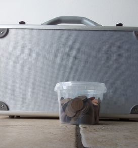 Leuchtturm Cargo L6 Aluminium Coin Case + 5 Velour Trays and Irish Coin Collection (Pre-Decimal and Decimal)