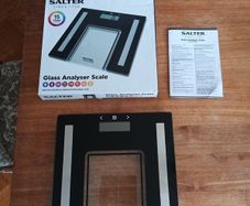 Salter Glass Analyser Bathroom Scale Brand New in Box Unused