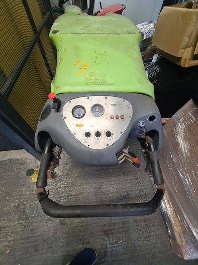 Professional Sweeper Green Machines 414S2D (Starts & Runs, Needs TLC)