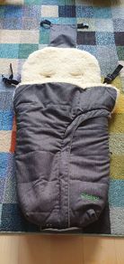 Fellhof lambswool cortina footmuff