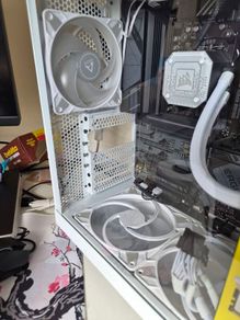 NZXT H6 RGB flow case with Corsair iCUE H150i Elite Capellix XT, Corsair RM850 White (80+ Gold fully modular ATX)
