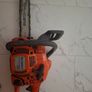 chain saw Image 2