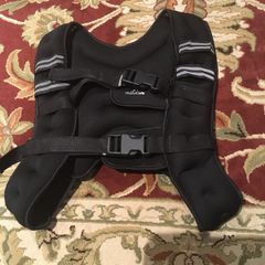 12 Lbs Weighted Vest , Breathable Neoprene, Adjustable Straps, Reflective Strips.