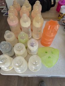 Mam Feeding Bottle Set - Large and Small bottles