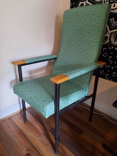 Orthopedic Chair