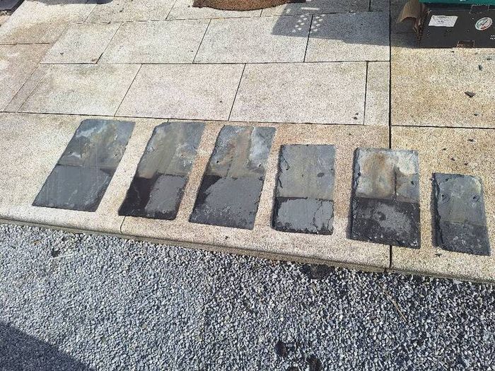 Reclaimed Natural Roof Slate and Ridges