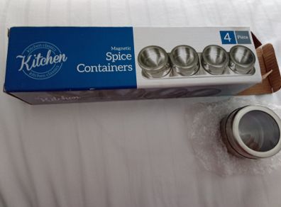 Magnetic Spice and Herb Containers.