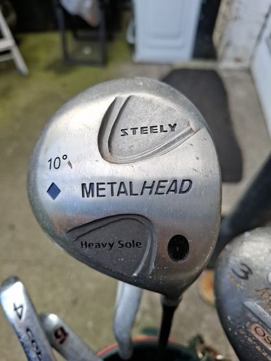Full set of clubs suit beginner