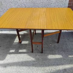 foldable table
