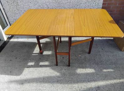foldable table