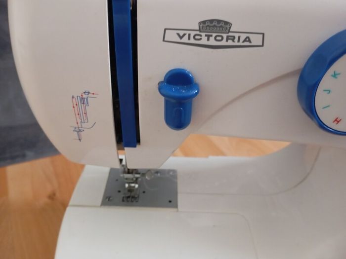 sewing machine