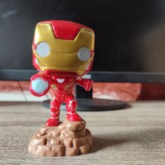 Light up Iron Man Funko pop Avengers Infinity war Limited Edition