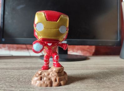 Light up Iron Man Funko pop Avengers Infinity war Limited Edition
