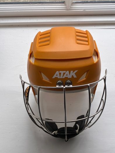 Helmet - hurling / camogie (size  Medium)