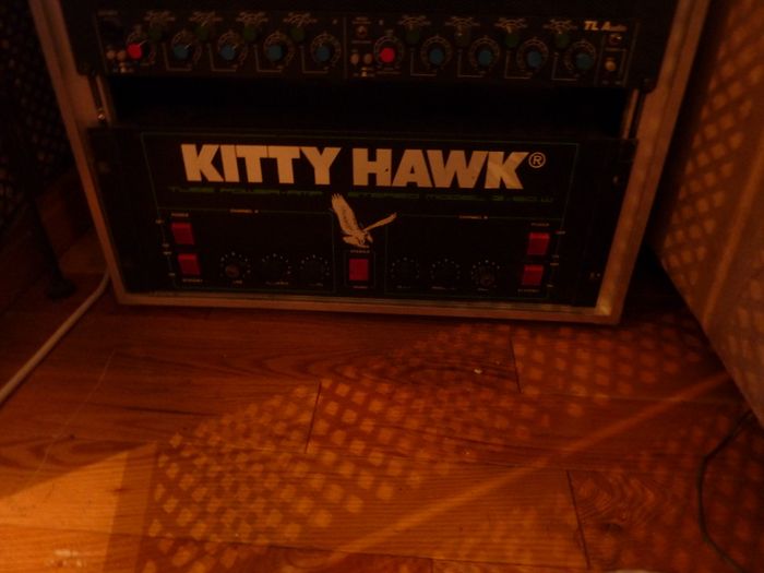 Kitty Hawk 2x60 power amp
