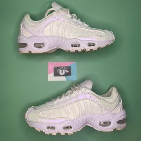 Premium Nike Air Max Tailwind IV 4