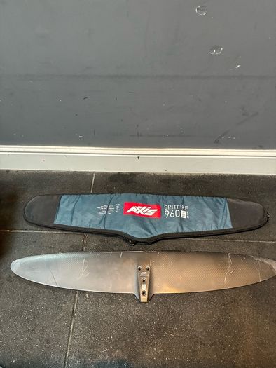 Wingfoil Axis Spitfire 960 front foil