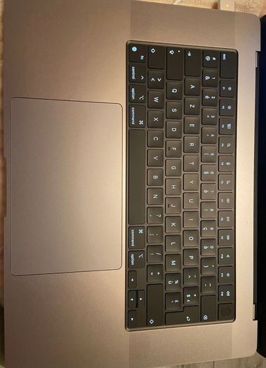 Macbook Pro 2021 M1 16"