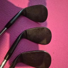 Set of Ping glide wedges.