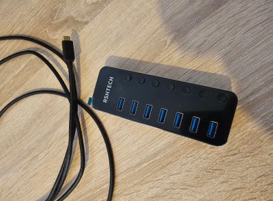 RS Tech Powered USB Hub