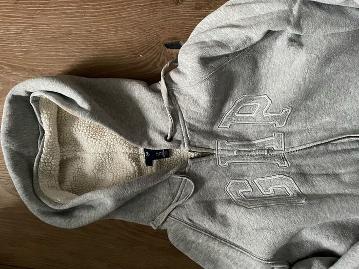 GAP hoodie full zip with fur lining Women ladies size M