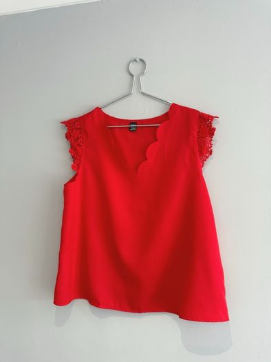 Pre Owned Vibrant Red Scallop Neck Blouse
