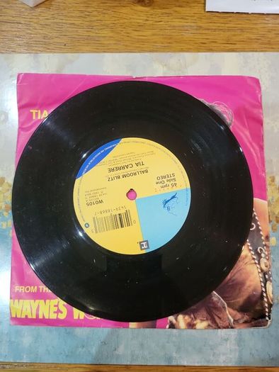 Tia Carrere Ballroom Blitz 7 inch 1992 Waynes World W0105