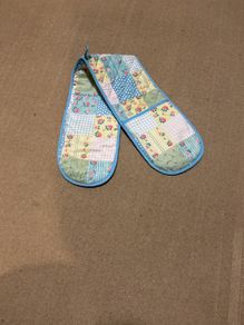 Double oven gloves