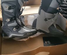 Fox racing boots