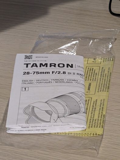 Tamron 28-75mm f/2.8 Di III