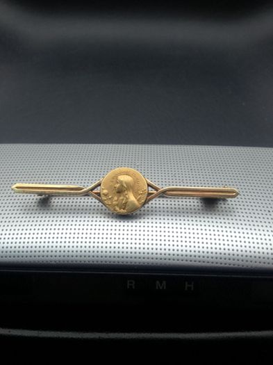 Gold plated brooch
