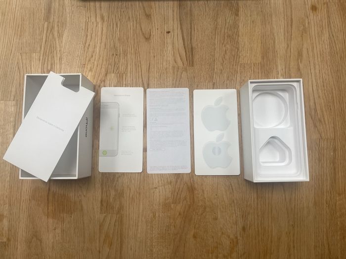 IPhone 7 (Box)