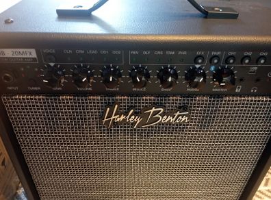 Harley Benton HB-20MFX Amp