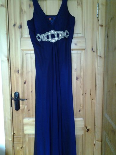 Dress (Debs) make a offer