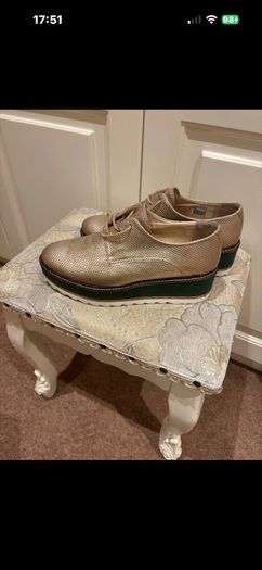 Dune gold/khaki wedges size 6
