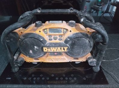 Dewalt radio