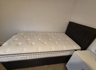 Single Bed with Matress