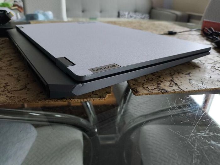 Gaming Laptop Lenovo Loq i5 12450HX 8/12 RTX3050 6gb 95w 16gb Ddr5 512GB Nvme 144hz Win11 Rgb