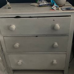 Free chest of drawers