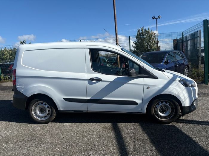 2023 Ford Transit Courier 1.5L Diesel New CVRT