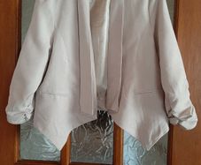 Beautiful Jacket, Never Worn, Fully lined, Size L