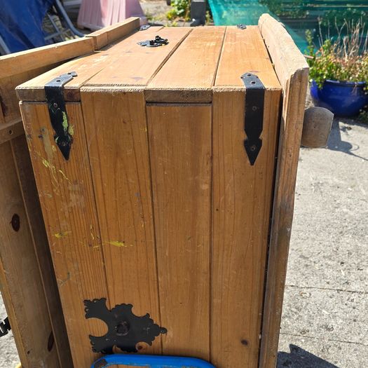 Lockable Coffee Table Chest