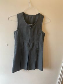 Dunnes grey pinafore (as new) age 8-9
