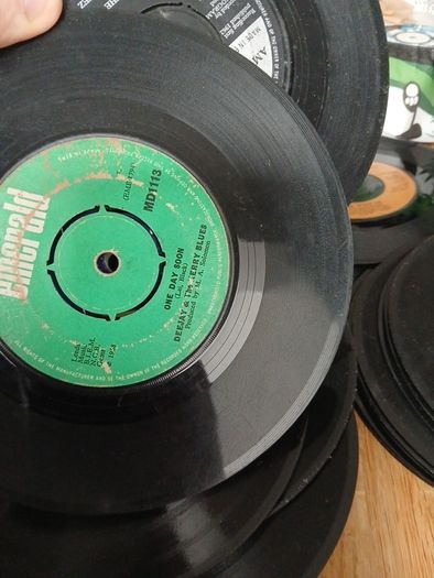 7" Records Not Fit For Playing! 50 In Total