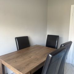 kitchen table and chairs